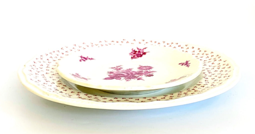 An ' Enoch Wedgewood ‘ & ‘ Porcelain from Bologna’ plates